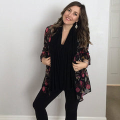 sarah matthews, fitness, chic, nursing, shawl, chic nursing shawl, nursing shawl, fashion, kimono, breastfeeding, cover