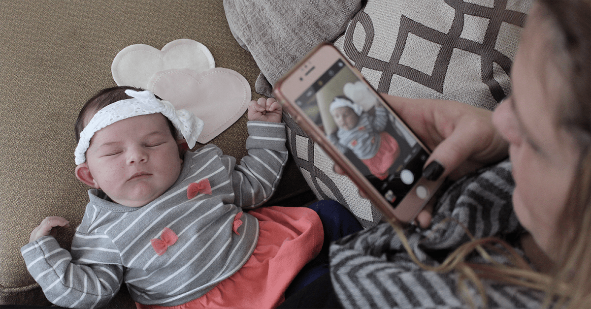 Hey mama...your breasts...they're gonna leak!